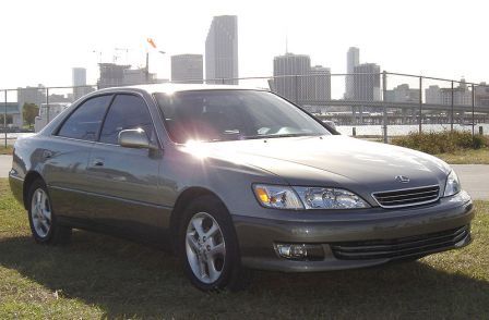 ES